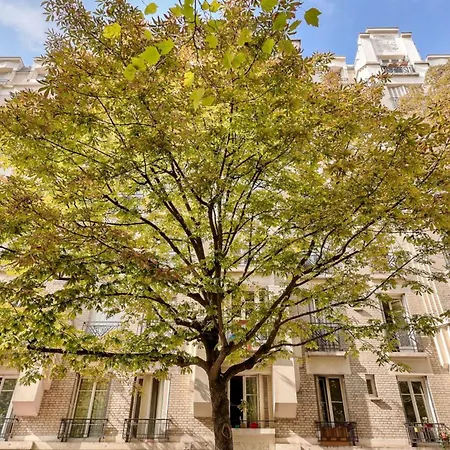 Flexliving - - Crimee * Parigi